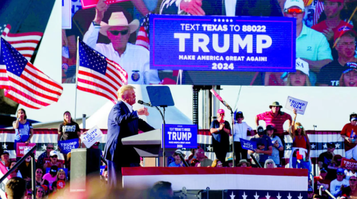 ترمب يخاطب أنصاره في واكو تكساس السبت (أ.ف.ب)