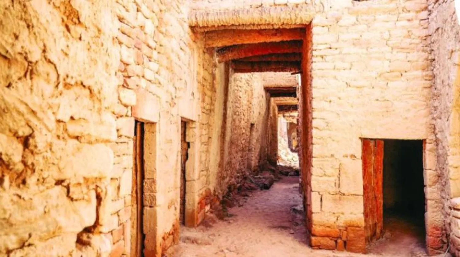 Studies included the discovery of murals with geometric ornaments. Asharq Al-Awsat