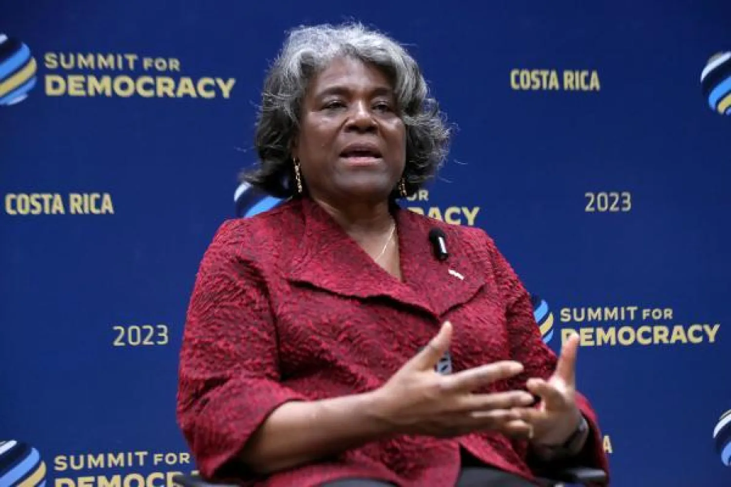 المندوبة الأميركية الدائمة لدى الأمم المتحدة ليندا توماس غرينفيلد خلال قمة الديمقراطية في كوستاريكا (أ.ف.ب)