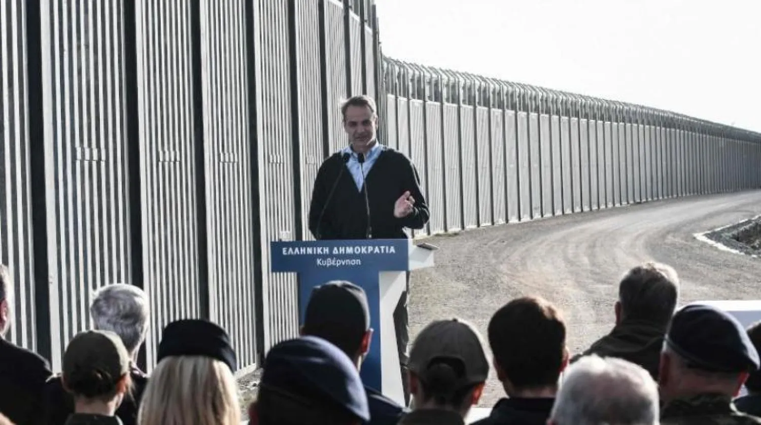 Yunanistan Başbakanı Ferris'te konuşuyor (AFP)
