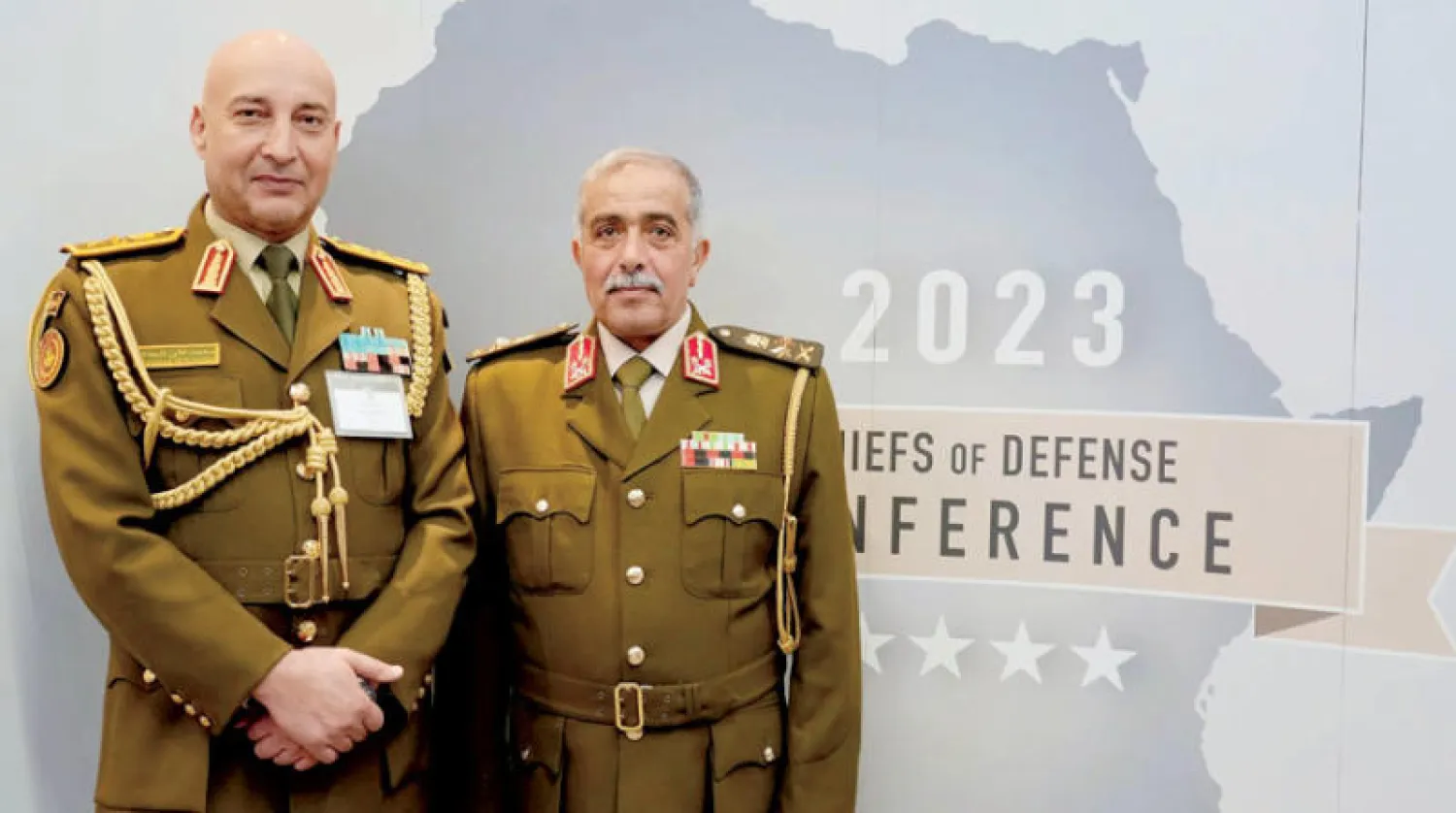 من اجتماع سابق للناظوري (يمين) والحداد في إيطاليا (المركز الإعلامي للجيش الوطني)