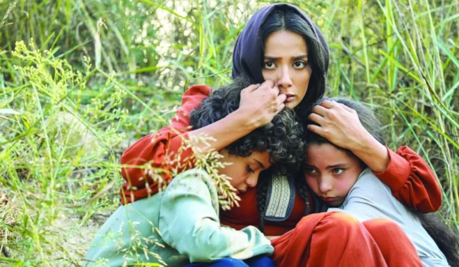 نانسي خوري في لقطة من «الزند» أدّت دوراً تنقل بين الأم والأخت