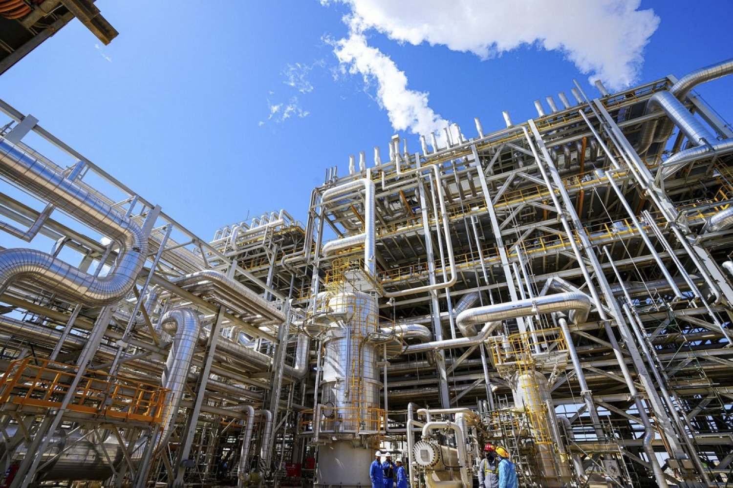 Voluntary Oil Production Cut Decision to Balance Demand, Production Levels