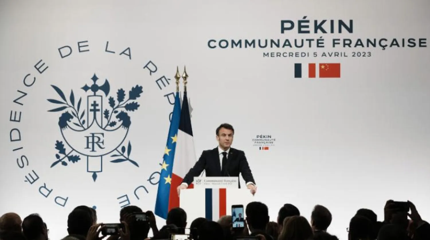 Fransa Cumhurbaşkanı Emmanuel Macron, Pekin'de basın toplantısı düzenledi. (AP)