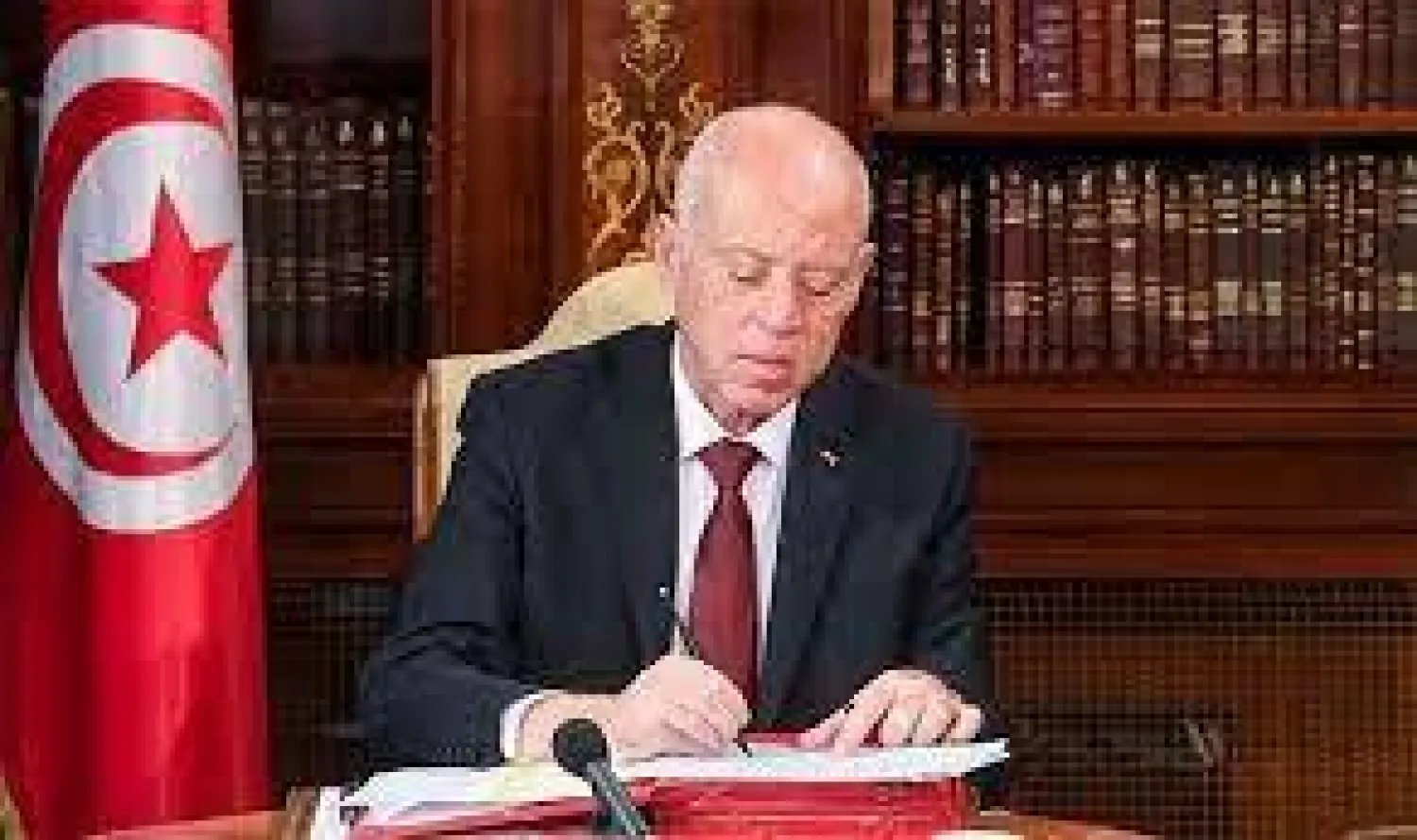 الرئيس قيس سعيد (رويترز)