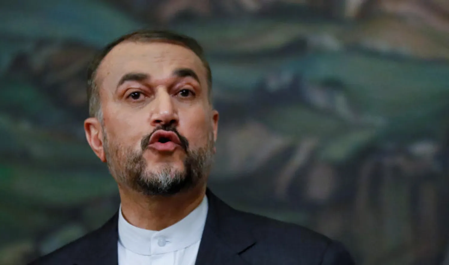 وزير الخارجية الإيراني حسين أمير عبد اللهيان (رويترز)