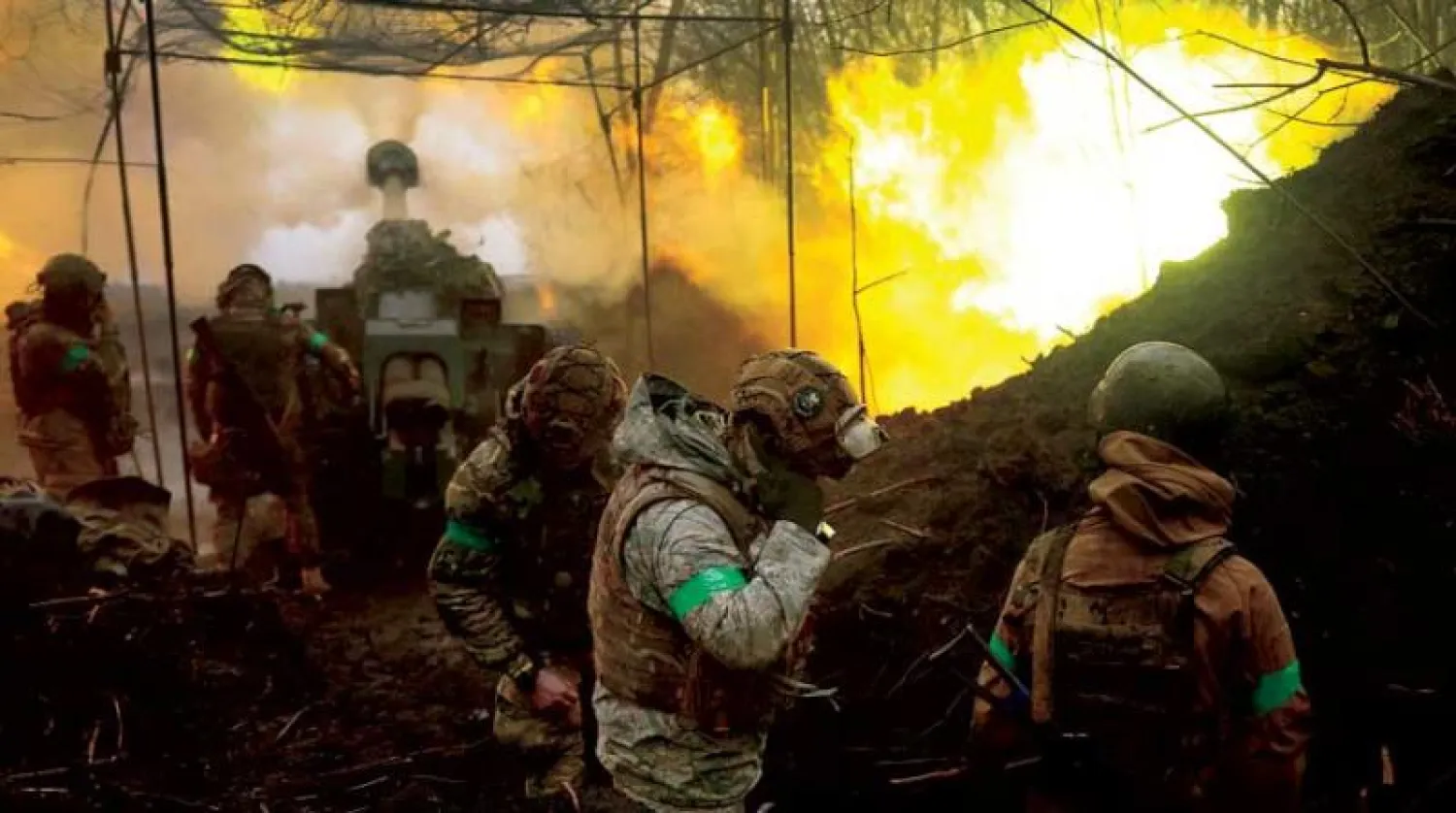 قوات موالية لكييف تتصدى للهجمات في قطاع باخموت (رويترز)