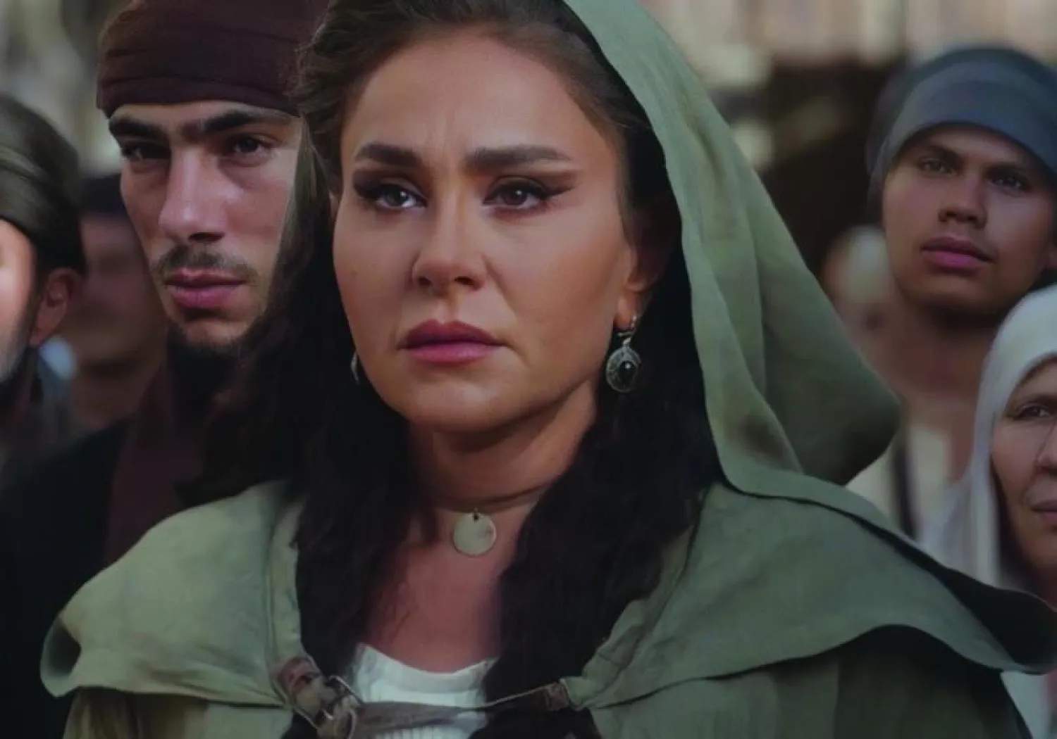 ديمة قندلفت بشخصية «الداية بدور» الباحثة عن «أصل وفصل»