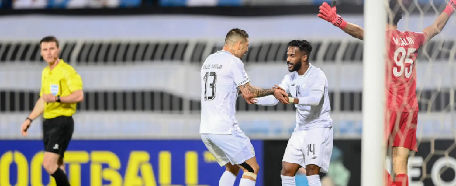 العابد في آخر ظهور له بقميص الشباب (الشرق الأوسط)