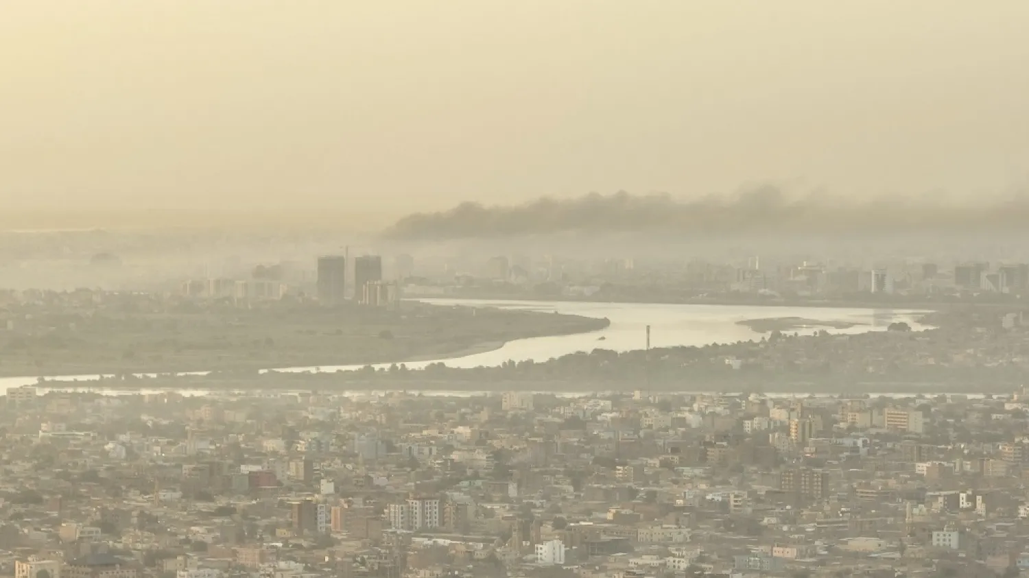 Plumes of smoke rises over the city of Khartoum, as conflict between the Paramilitary Rapid Support Forces and the army continues, as filmed from Omdurman, Sudan April 21, 2023, in this screengrab obtained from a video by Reuters. 