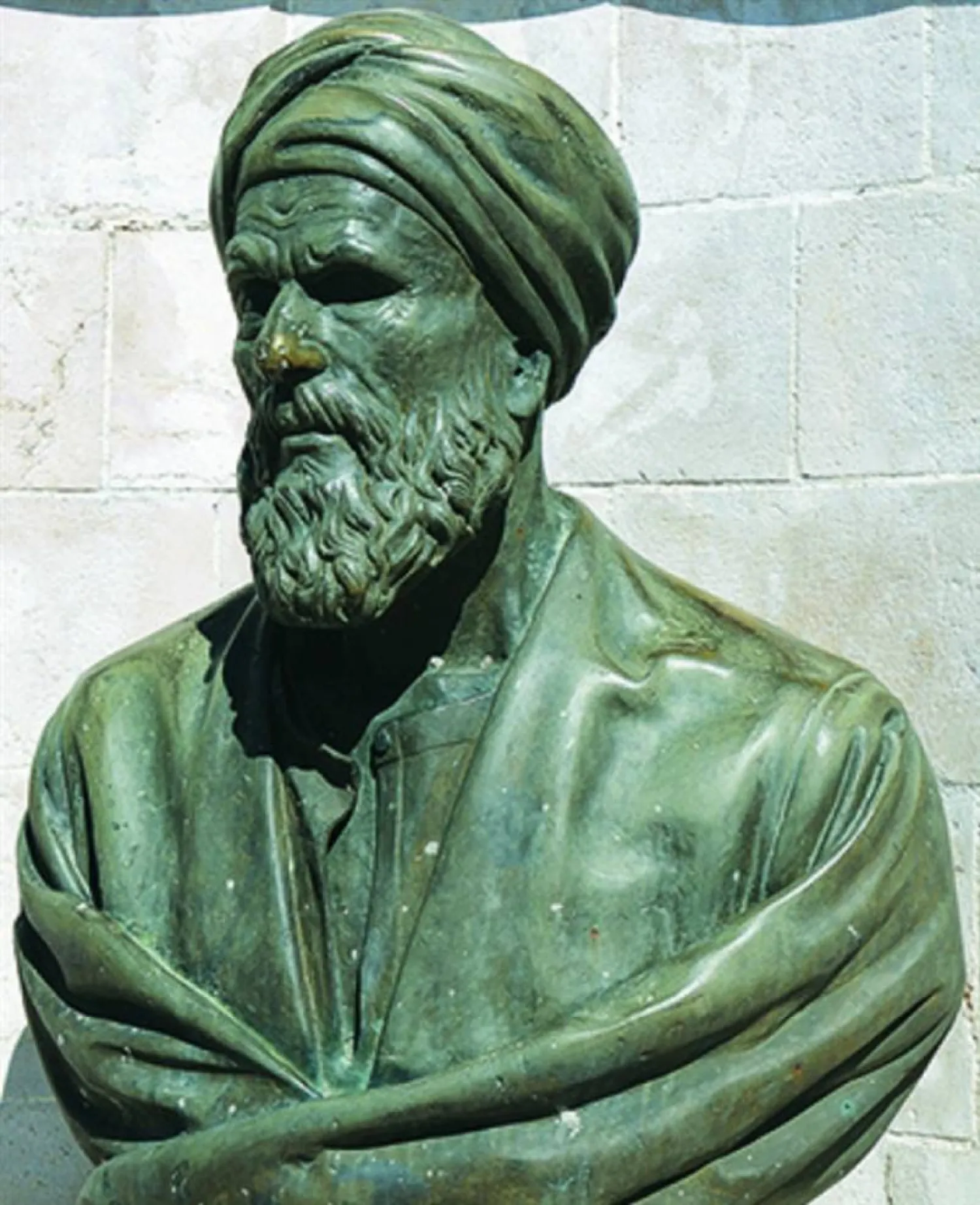 تمثال أبو العلاء المعري