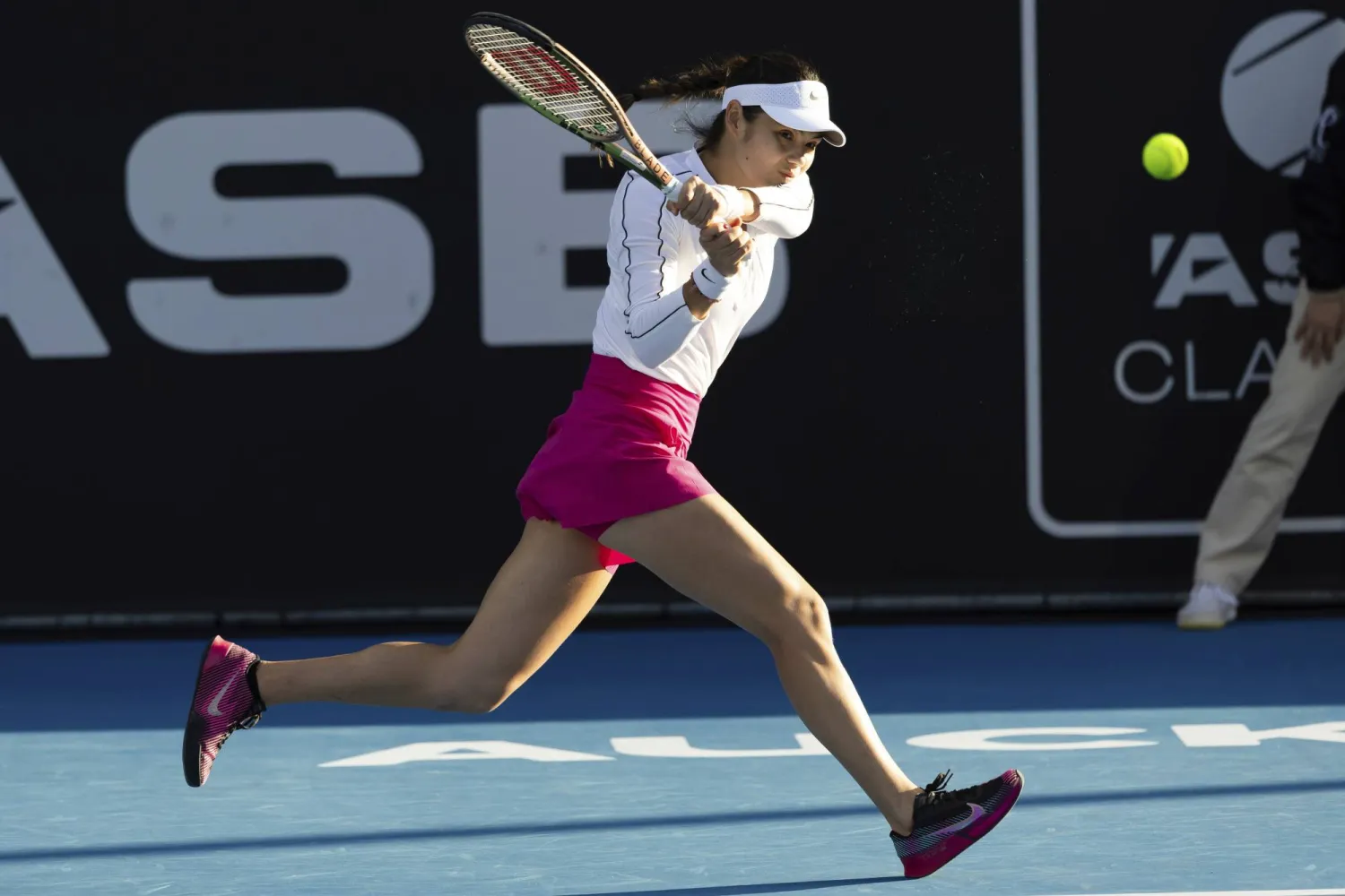 رادوكانو تغلبت على الرومانية غابرييلا (أ.ب)