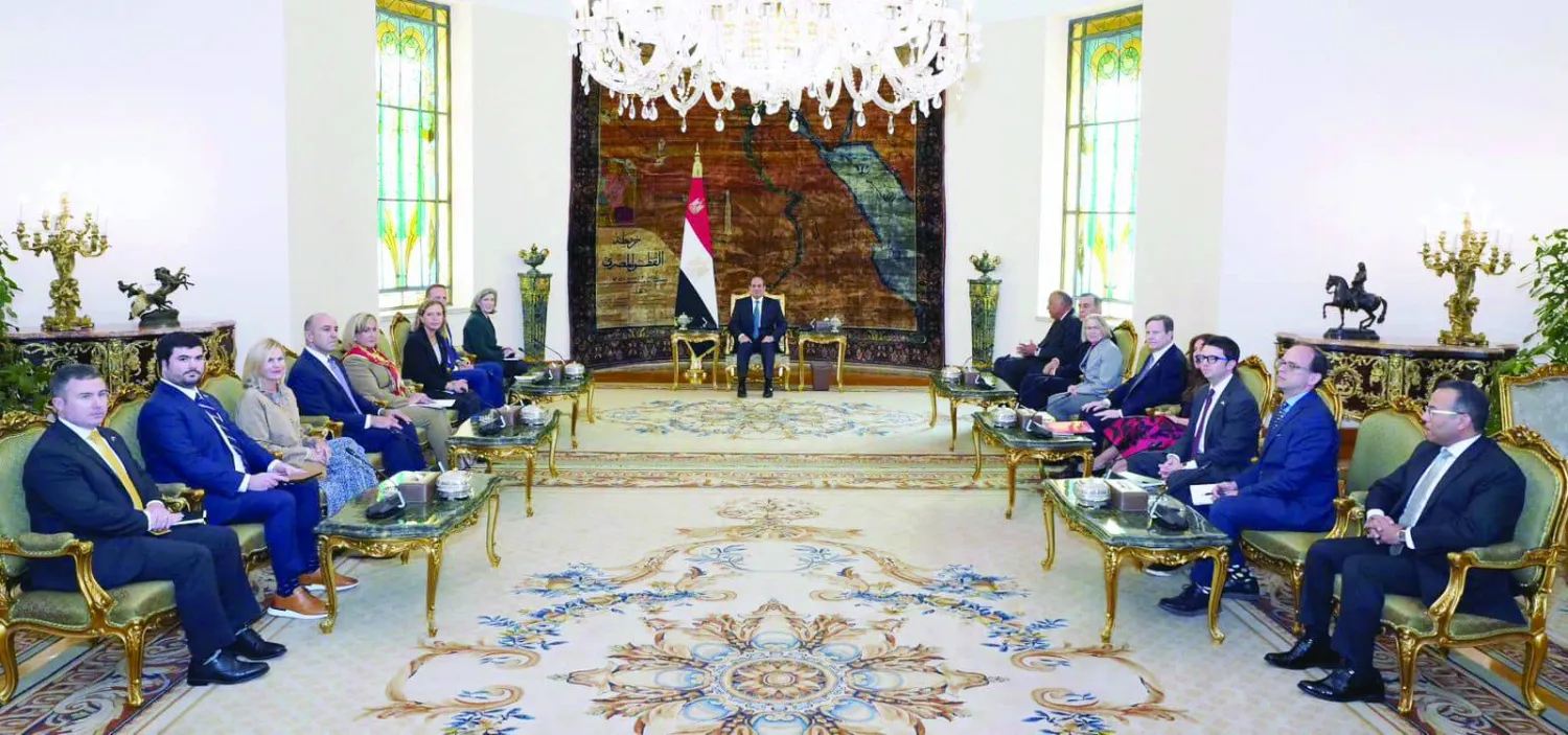 الرئيس المصري خلال مباحثاته مع الوفد الأميركي (الرئاسة المصرية)