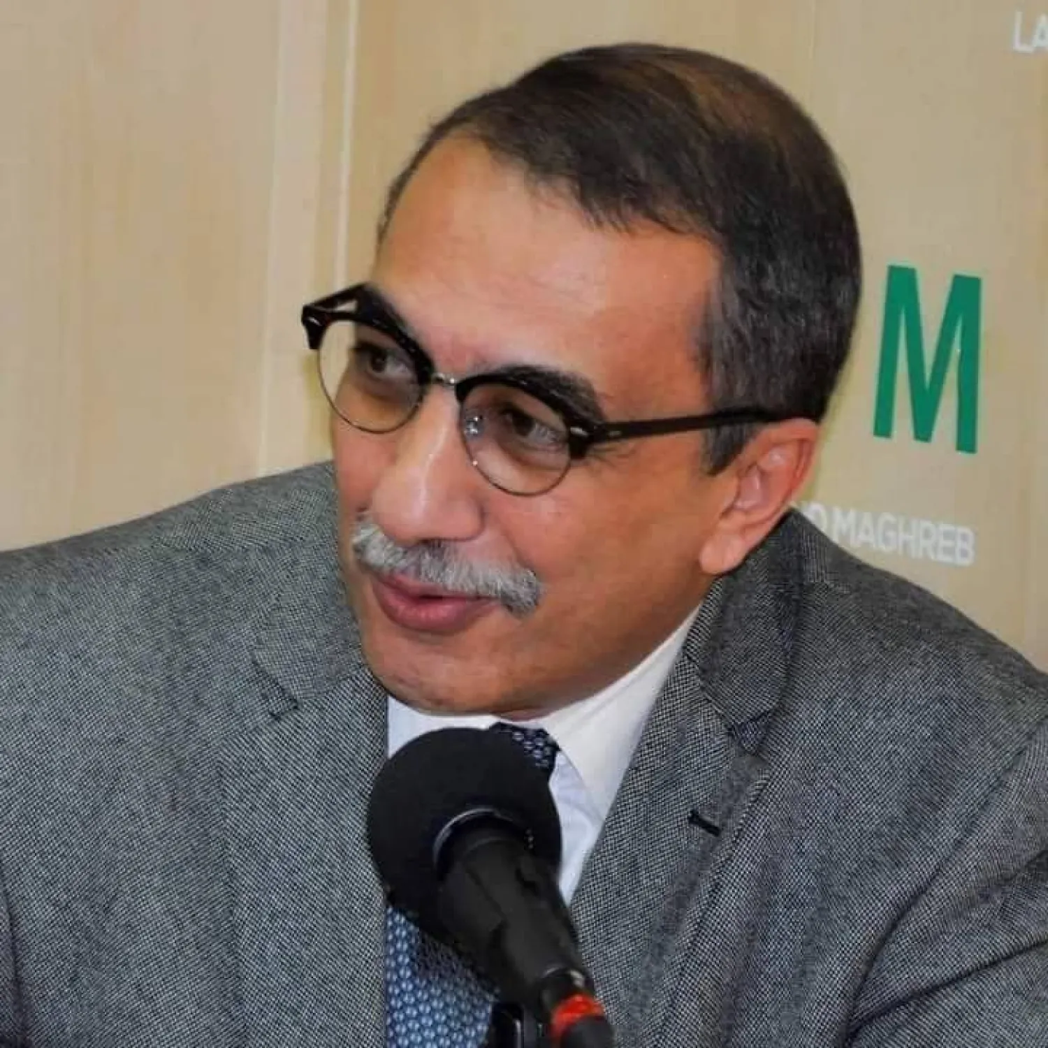 الصحافي السجين إحسان القاضي (الشرق الأوسط)