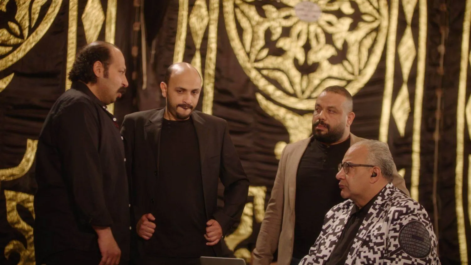 مفارقات درامية تفجر الضحك (الشركة المنتجة)