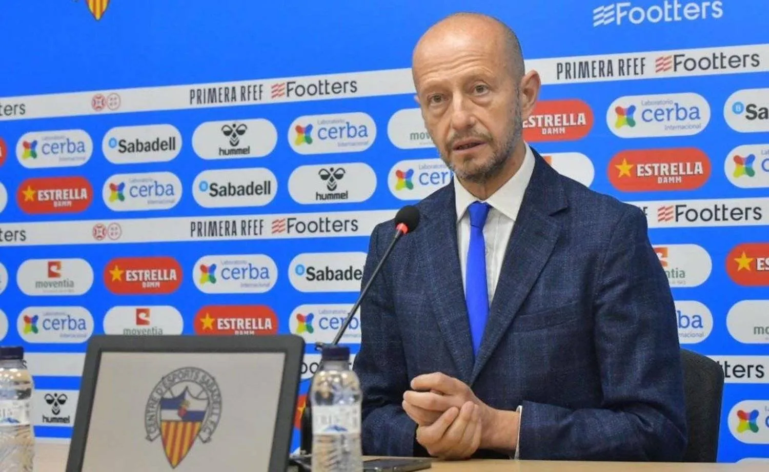 كالزادا قال إن الجماهير السعودية ستقود مشروعها الكروي إلى النجاح (الشرق الأوسط)