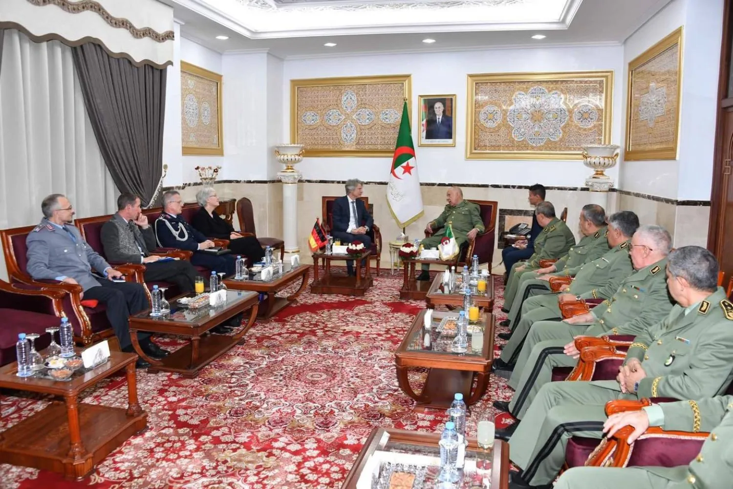 Jasper Wieck, Political Director and Foreign and Security Policy Advisor to the German Defense Ministry hold talks with security officials in Algeria (Algerian Defense Ministry)