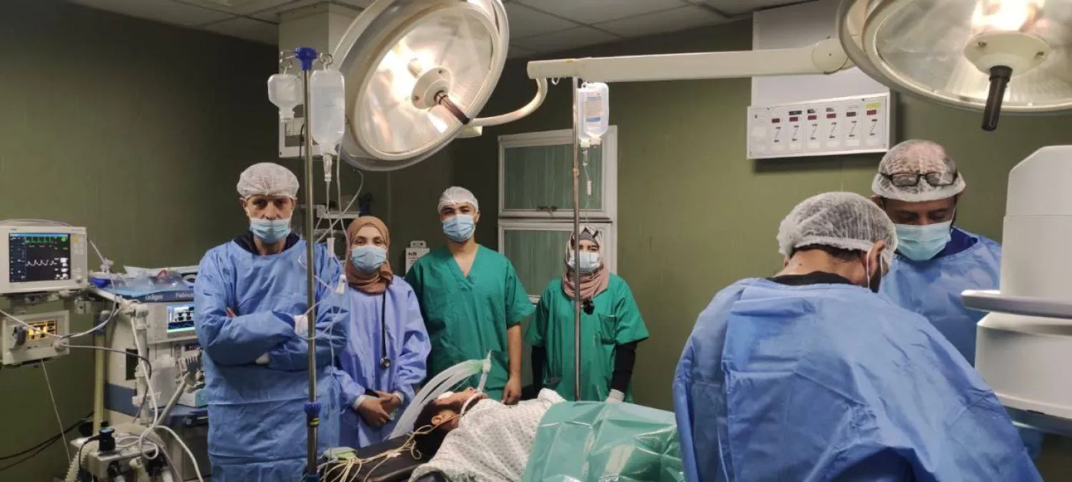 أطباء فلسطينيون ينجحون في إعادة تشغيل بعض غرف العمليات في مجمع الشفاء الطبي (وزارة الصحة الفلسطينية عبر تليغرام)