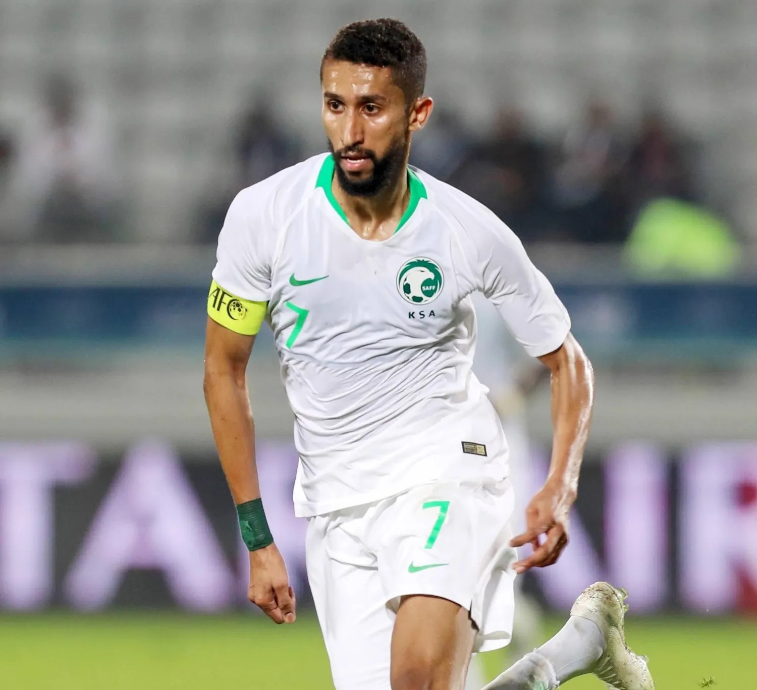 الفرج رفض اتهامه بالانسحاب من خدمة المنتخب السعودي (أ.ف.ب)