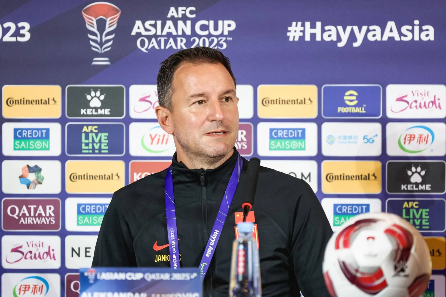 الصربي ألكسندر يانكوفيتش مدرب منتخب الصين (غيتي)