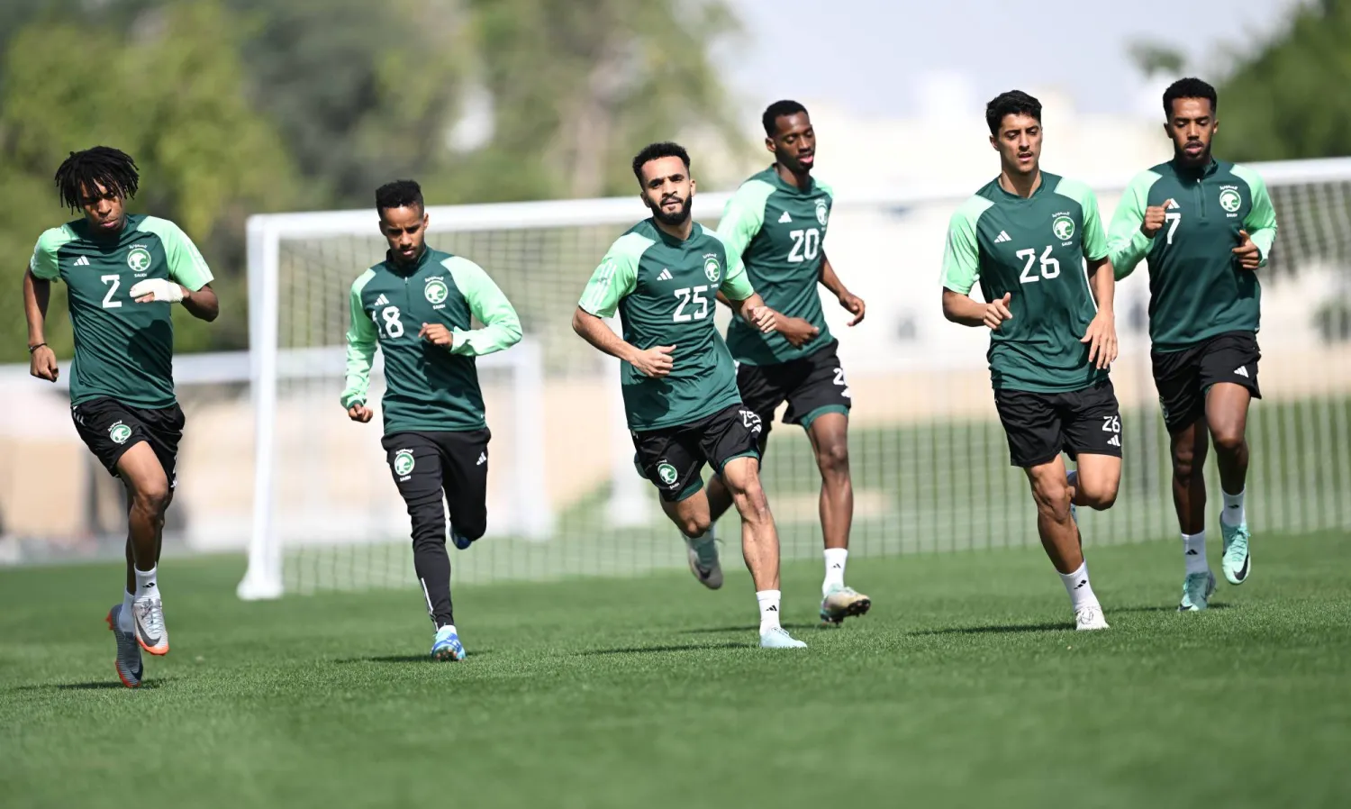 أجواء من التفاؤل سادت معسكر المنتخب السعودي بعد الفوز المثير (تصوير: بشير صالح)