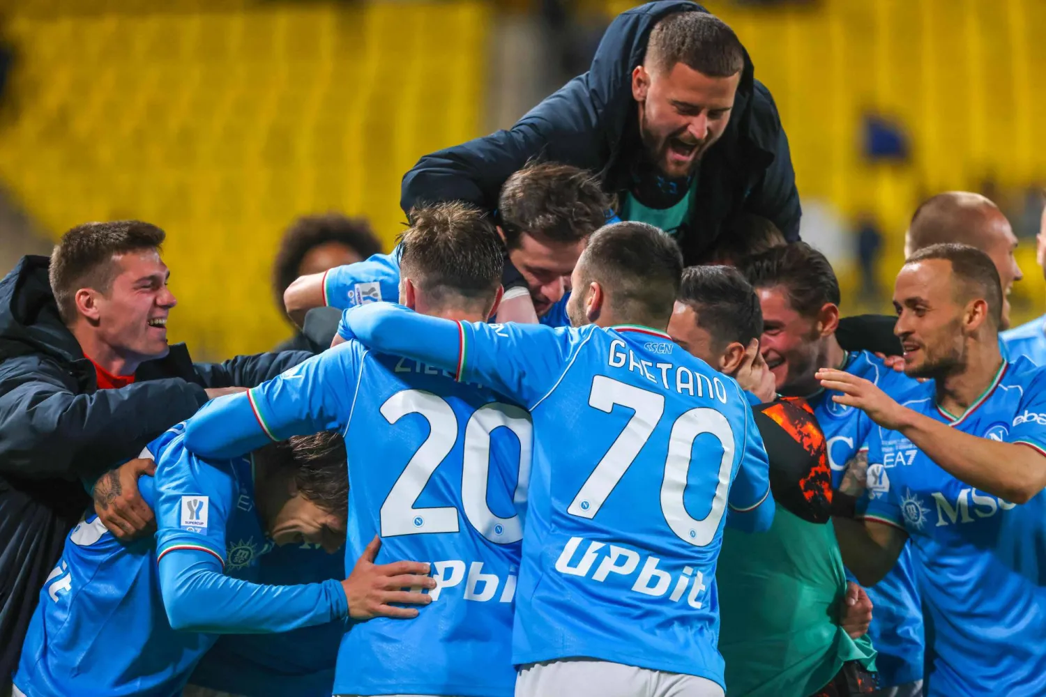 فرحة زرقاء تكررت ثلاثة مرات أمام فيورنتينا (أ.ف.ب)