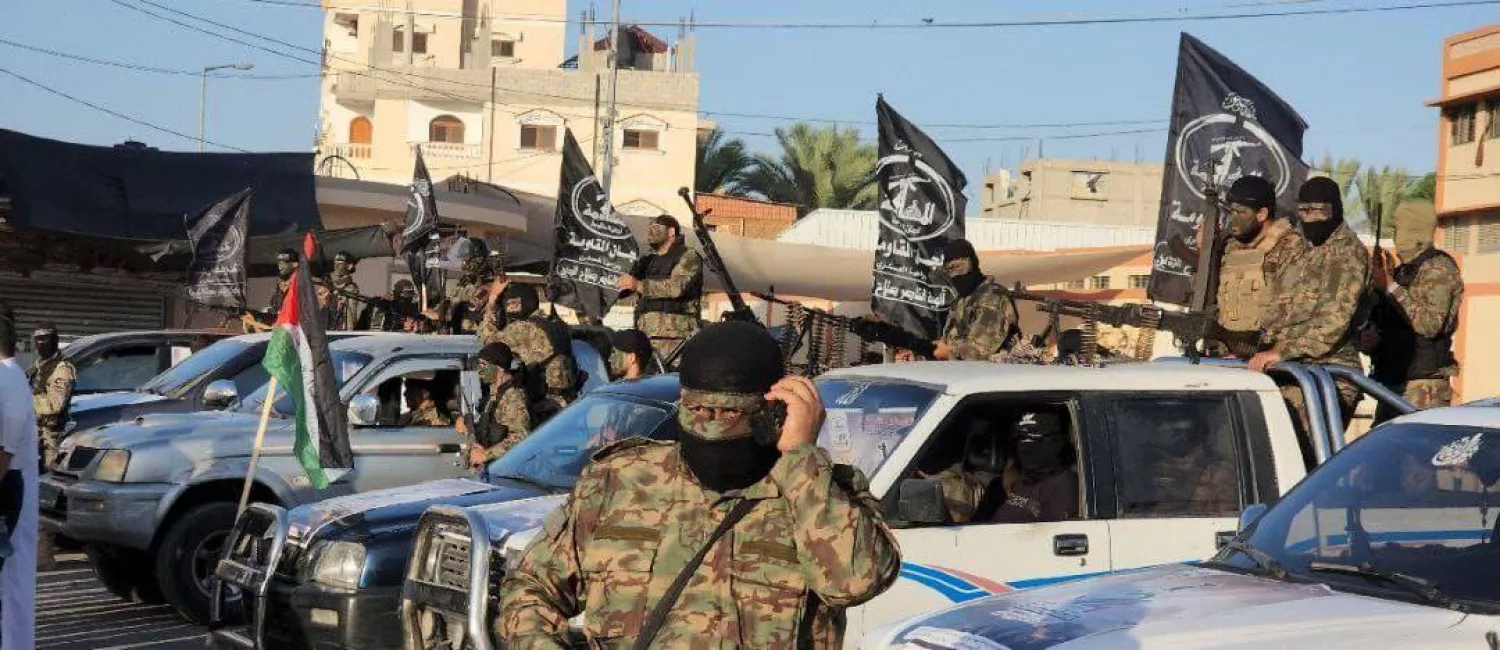 عناصر من «ألوية الناصر صلاح الدين» خلال تدريبات سابقة في غزة (أرشيفية - ألوية الناصر عبر تلغرام)