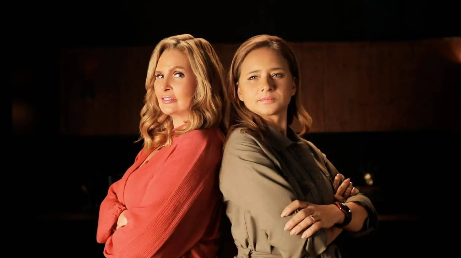 نيللي كريم مع يسرا (الشركة المنتجة)