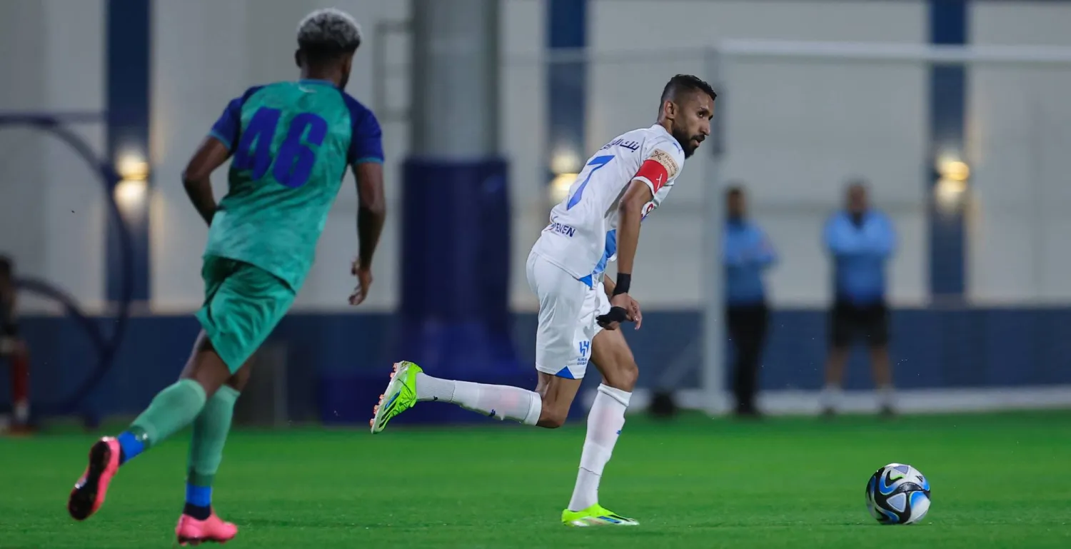 الفرج خلال مشاركته في ودية الشعلة (الشرق الأوسط)