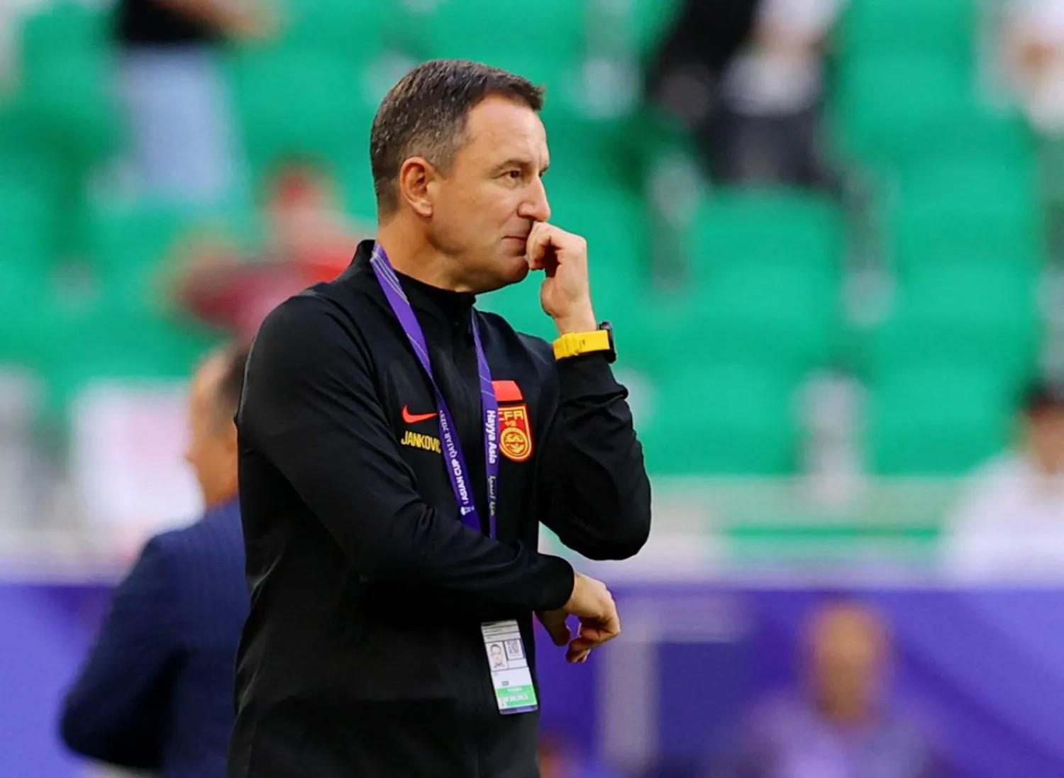 الصربي ألكسندر يانكوفيتش مدرب الصين (رويترز)