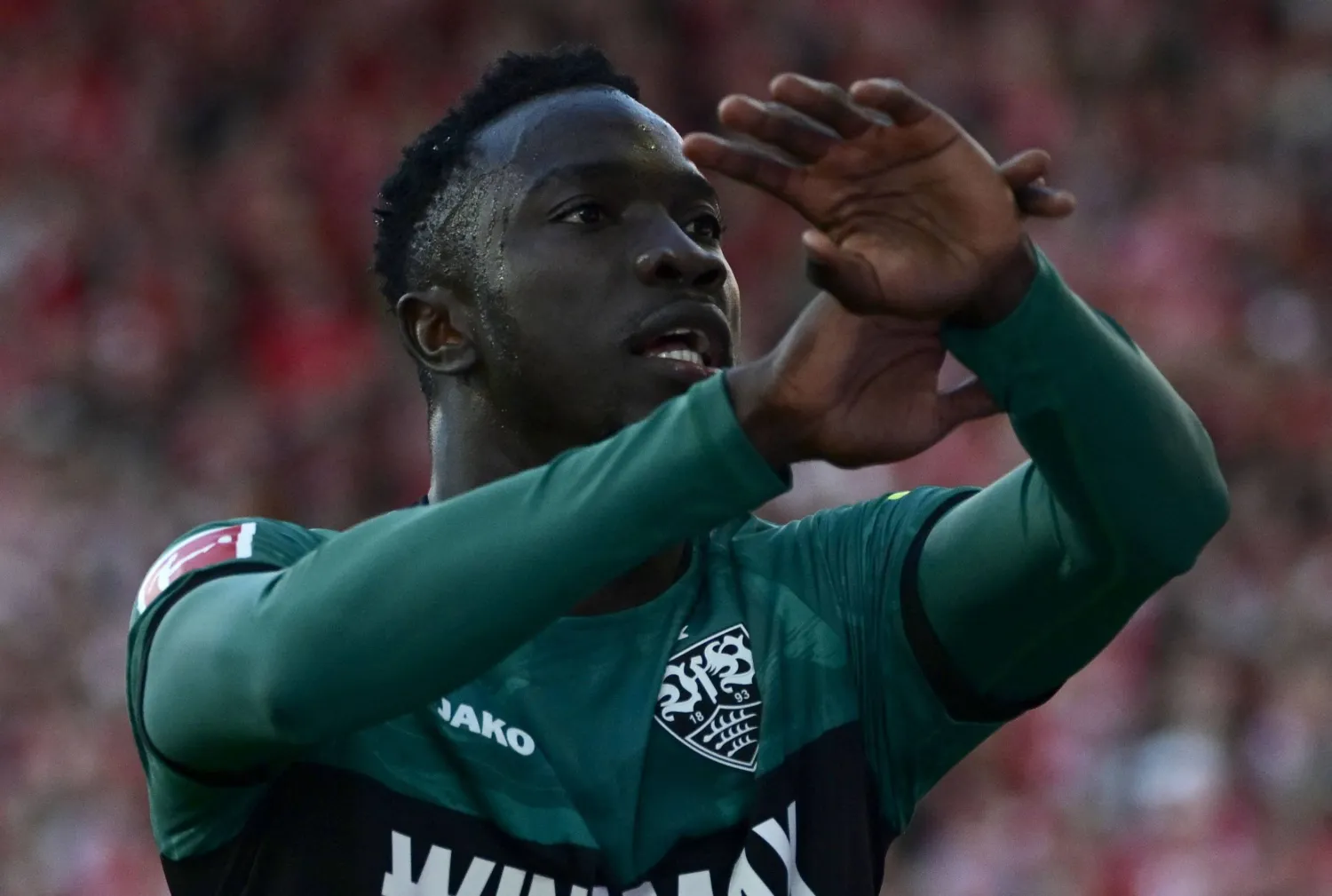 سيلاس كاتومبا لاعب منتخب الكونغو الديمقراطية (غيتي)