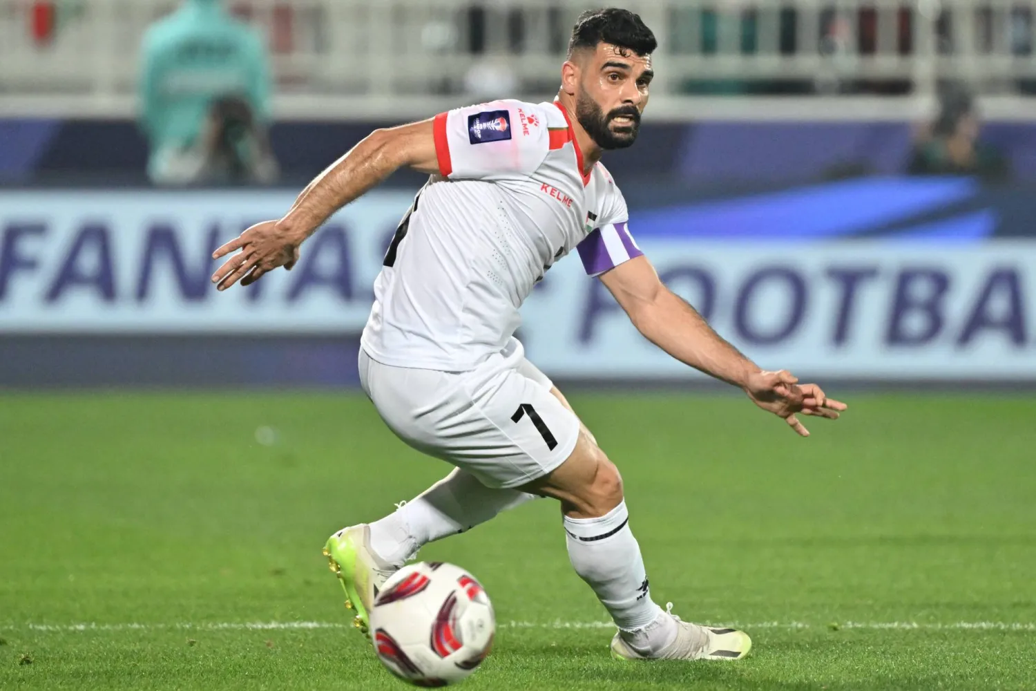 مصعب البطاط قائد منتخب فلسطين (غيتي)