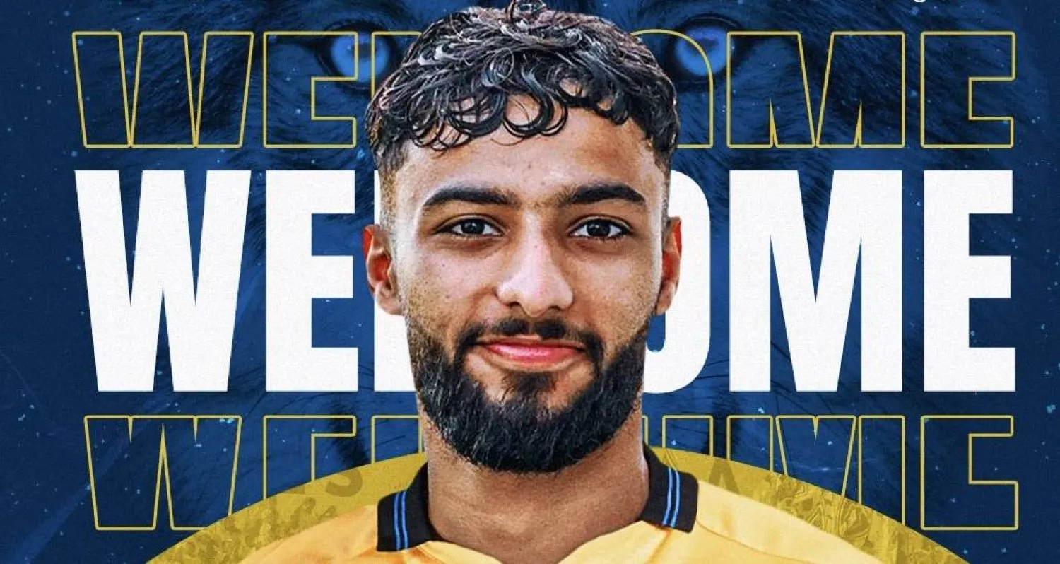 صالح الشامات خلال إعلان التعاقد معه رسمياً (نادي التعاون)