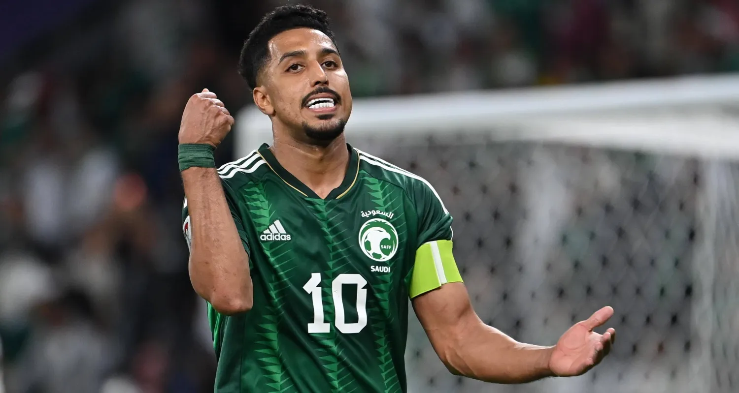 سالم الدوسري يتحسر على إحدى الفرص أمام المرمى التايلاندي (تصوير: علي خمج)