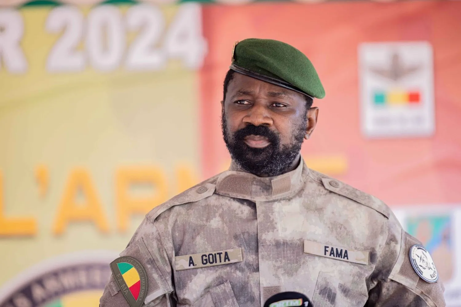 Mali Askeri Konseyi Başkanı Assimi Goita, Tuareg isyancılarına karşı çözümün askeri olduğuna inanıyor. (Yerel basın)