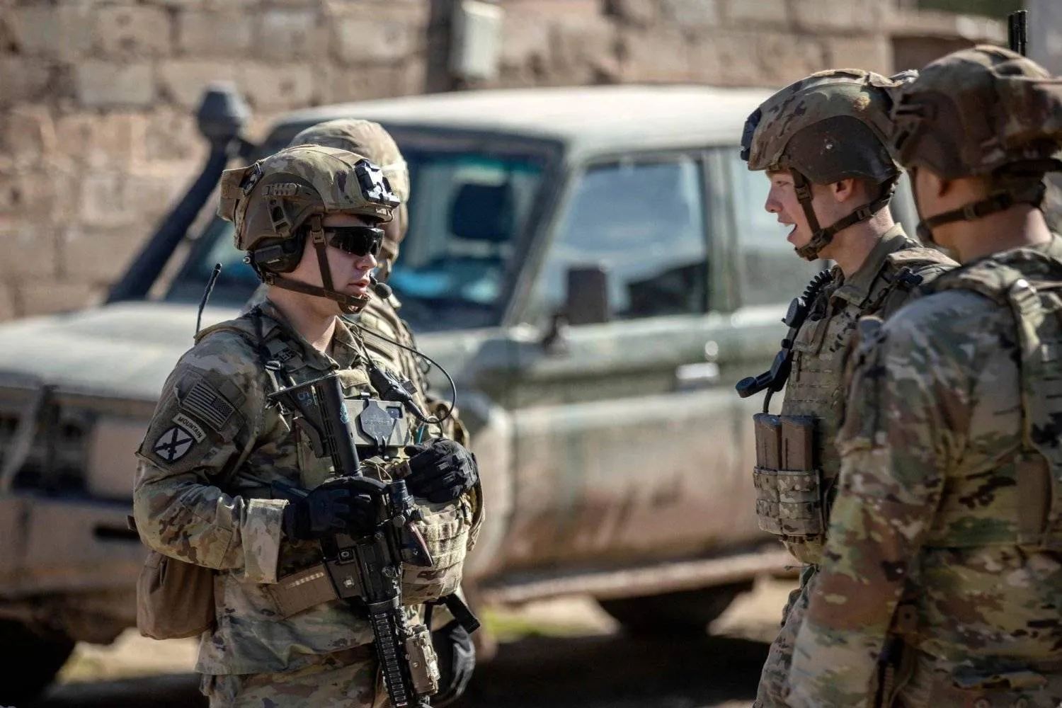 American soldiers are seen in a town southeast of Qamishli in Syria’s Hasakeh province. (AFP) 
