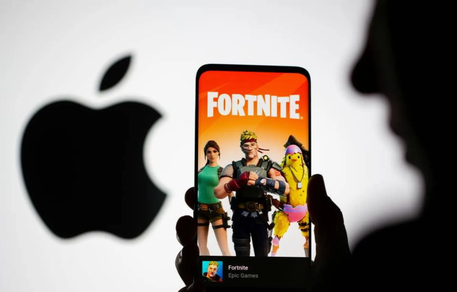 عودة اللعبة الشهيرة «فورت نايت» وإطلاق متجر «إيبيك غايمز» على «آي أو إس» في أوروبا قريباً (رويترز) 