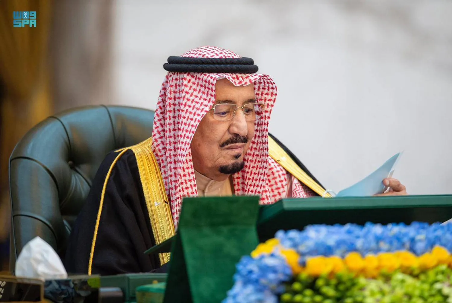 خادم الحرمين الشريفين مترئساً جلسة مجلس الوزراء (واس)