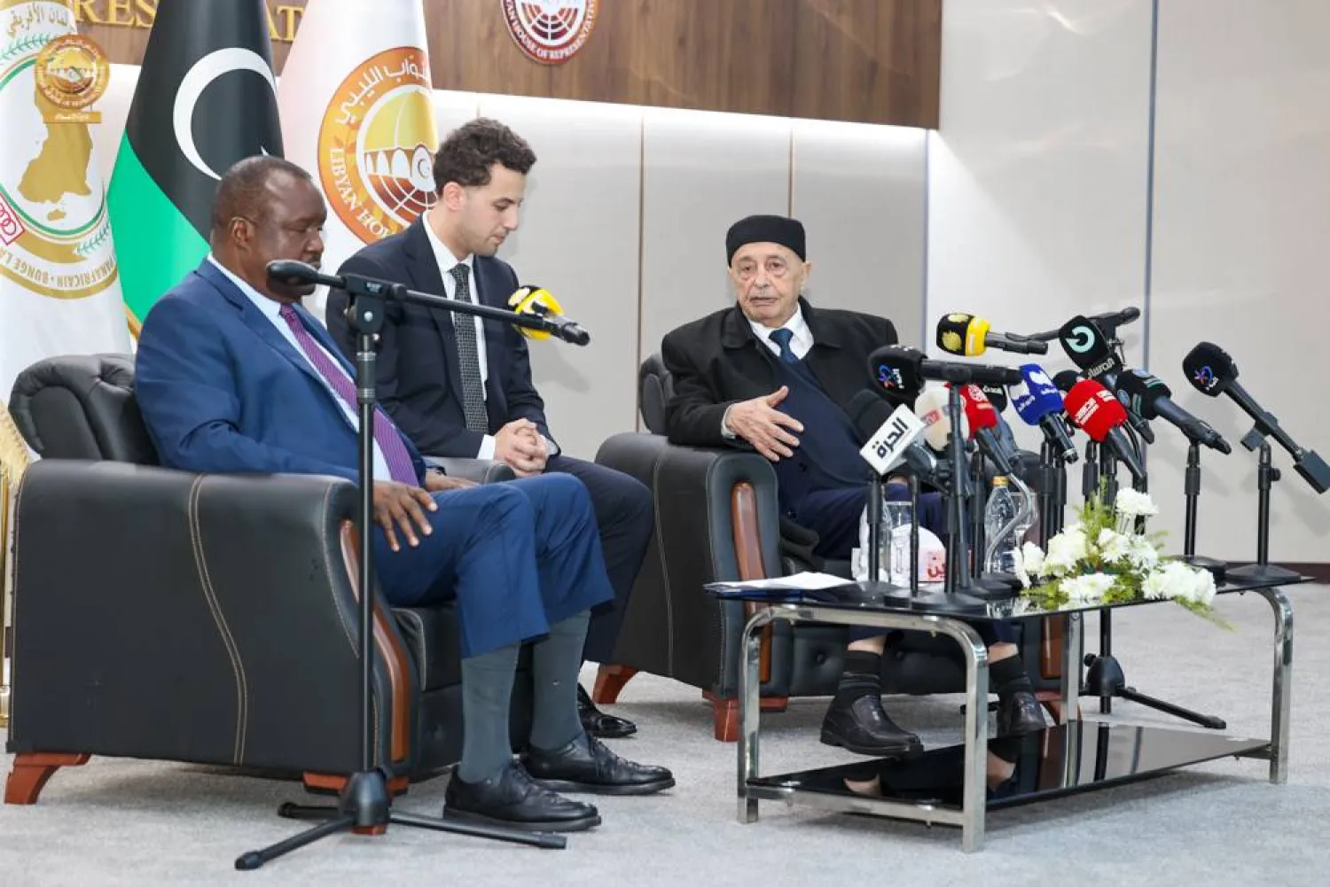 صالح خلال مؤتمر صحافي مشترك مع رئيس البرلمان الأفريقي (مجلس النواب)