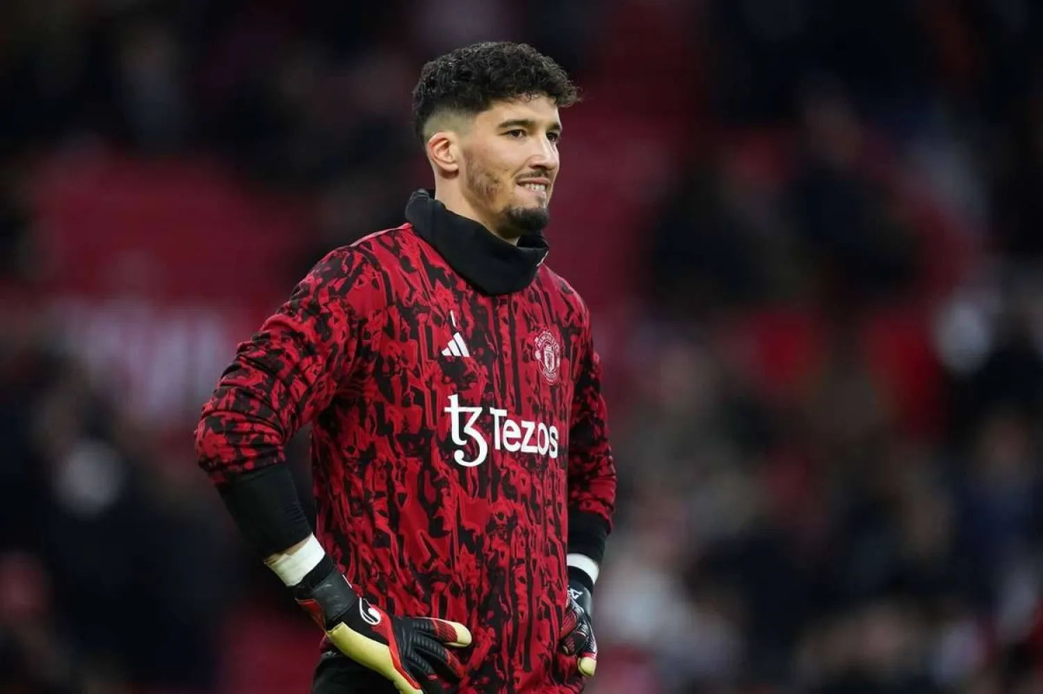 بايندير أصبح أخيراً أول لاعب تركي يمثل مانشستر يونايتد (غيتي)