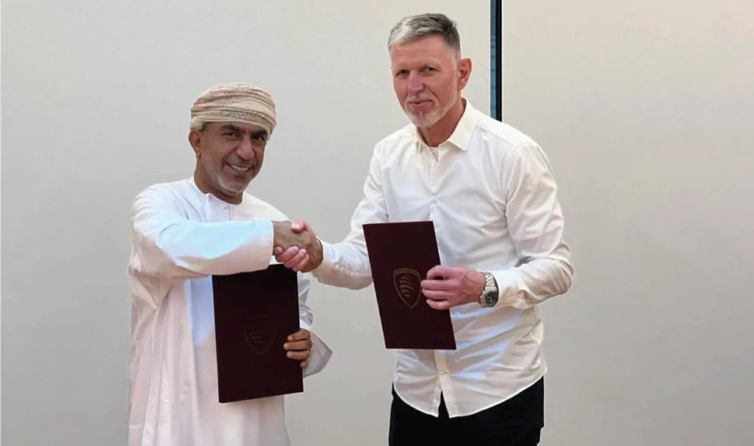 ياروسلاف شيلهافي (إكس)