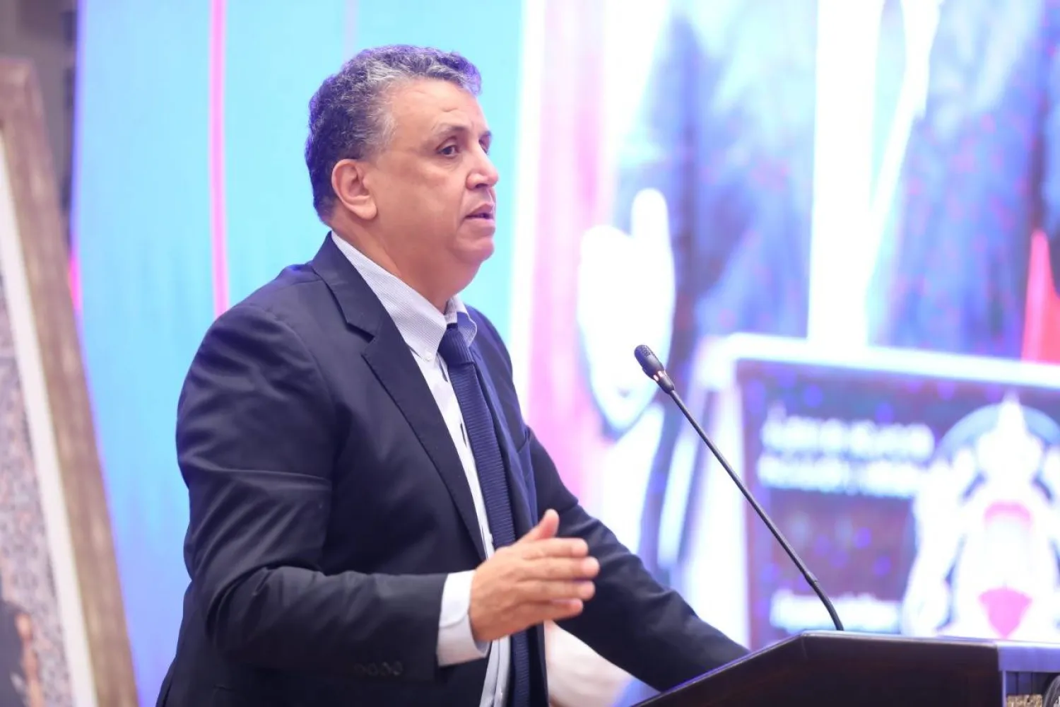 عبد اللطيف وهبي وزير العدل المغربي (الشرق الأوسط)