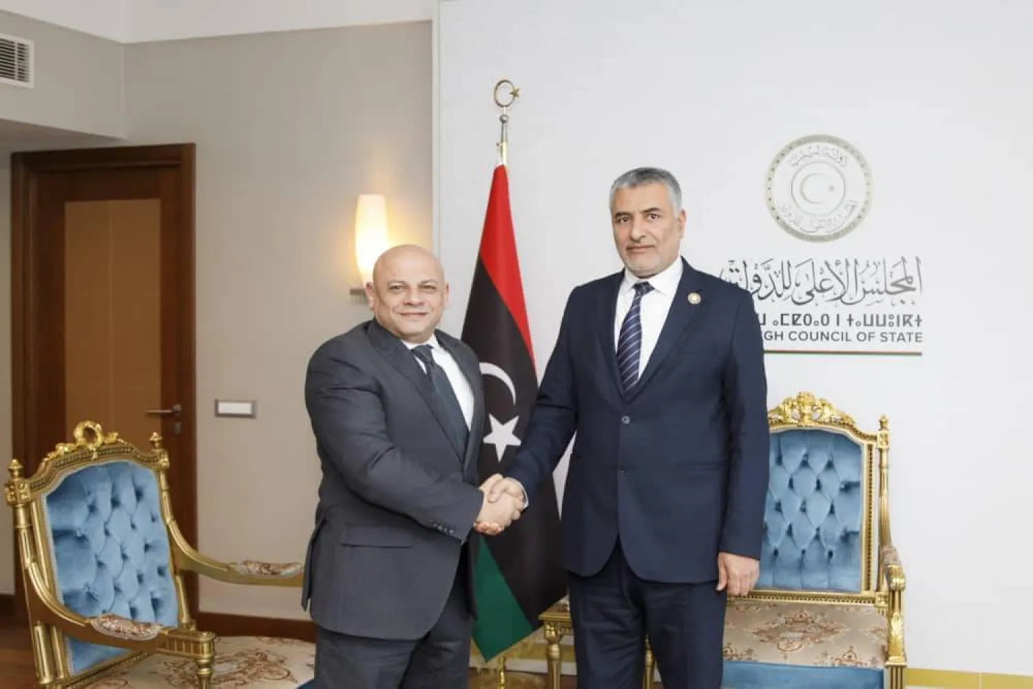 تكالة مستقبلاً تامر مصطفى القائم بأعمال السفارة المصرية في طرابلس (المجلس الأعلى للدولة في ليبيا)