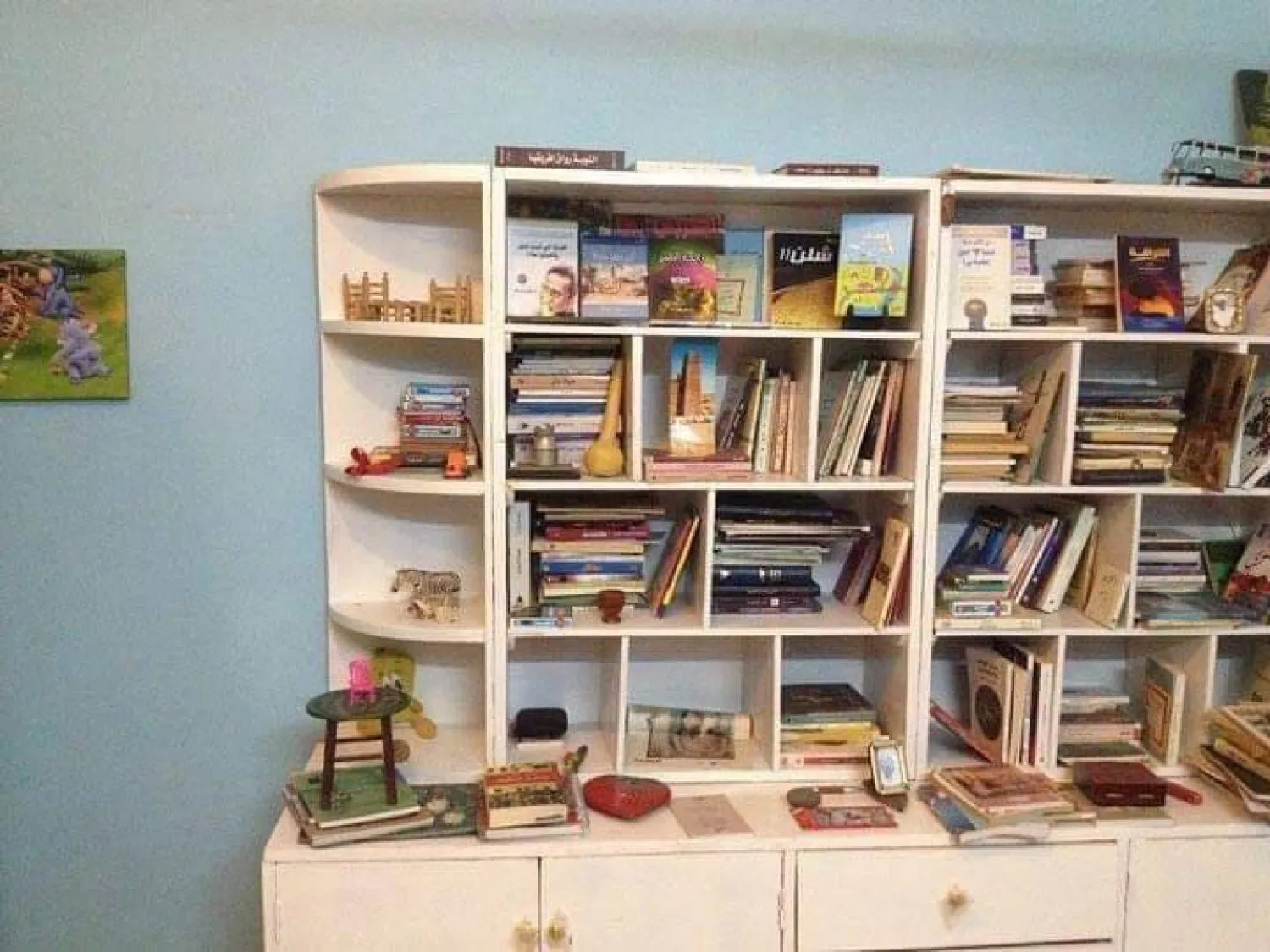 مبدعون غادروا فجأة منازلهم وتركوها مشرَّعة على النهب (الروائي عبد الغني كرم الله)