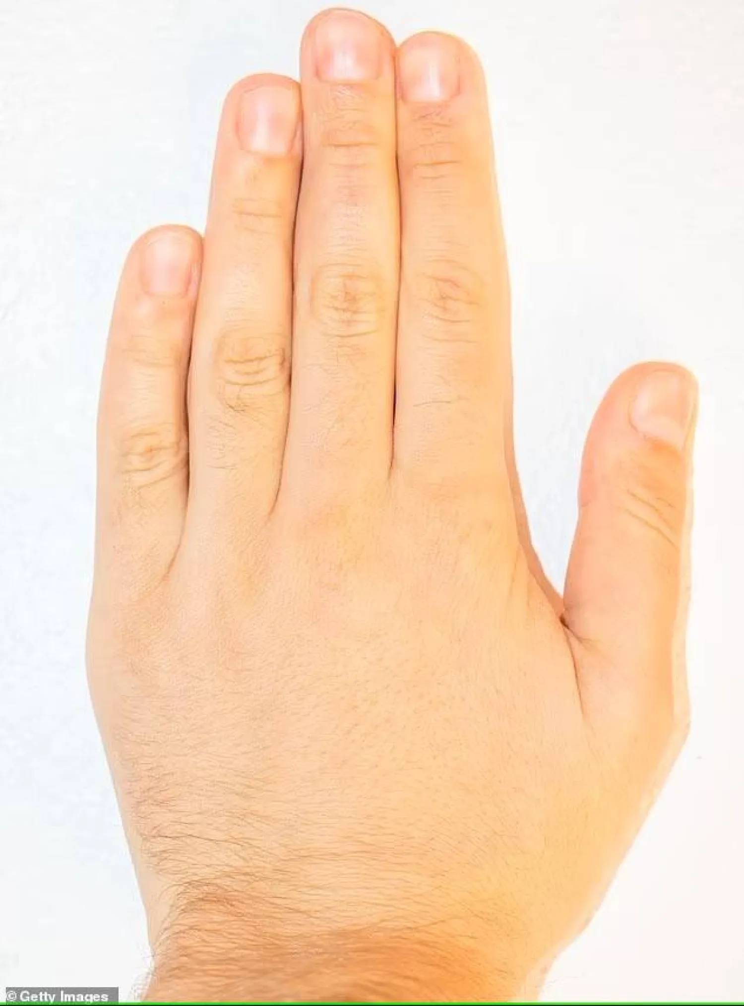 أيدينا تخبرنا الكثير من الأمور عن أنفسنا (غيتي)