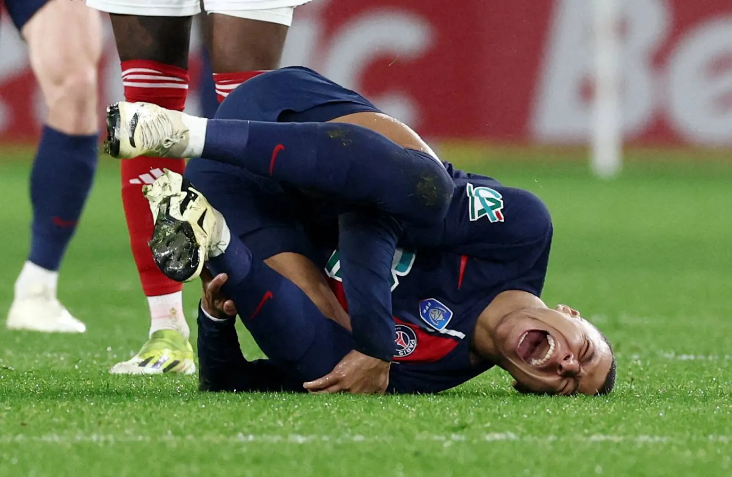 إنريكي أكد جاهزية مبابي لمواجهة ليل الدورية (رويترز)