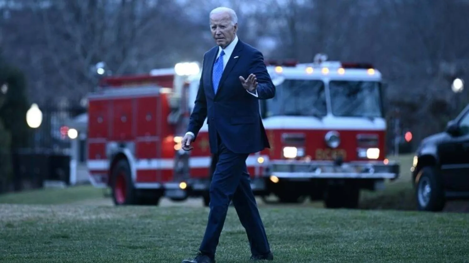 US President Joe Biden walks to Marine One at the White House on February 9, 2024. Brendan SMIALOWSKI / AFP
