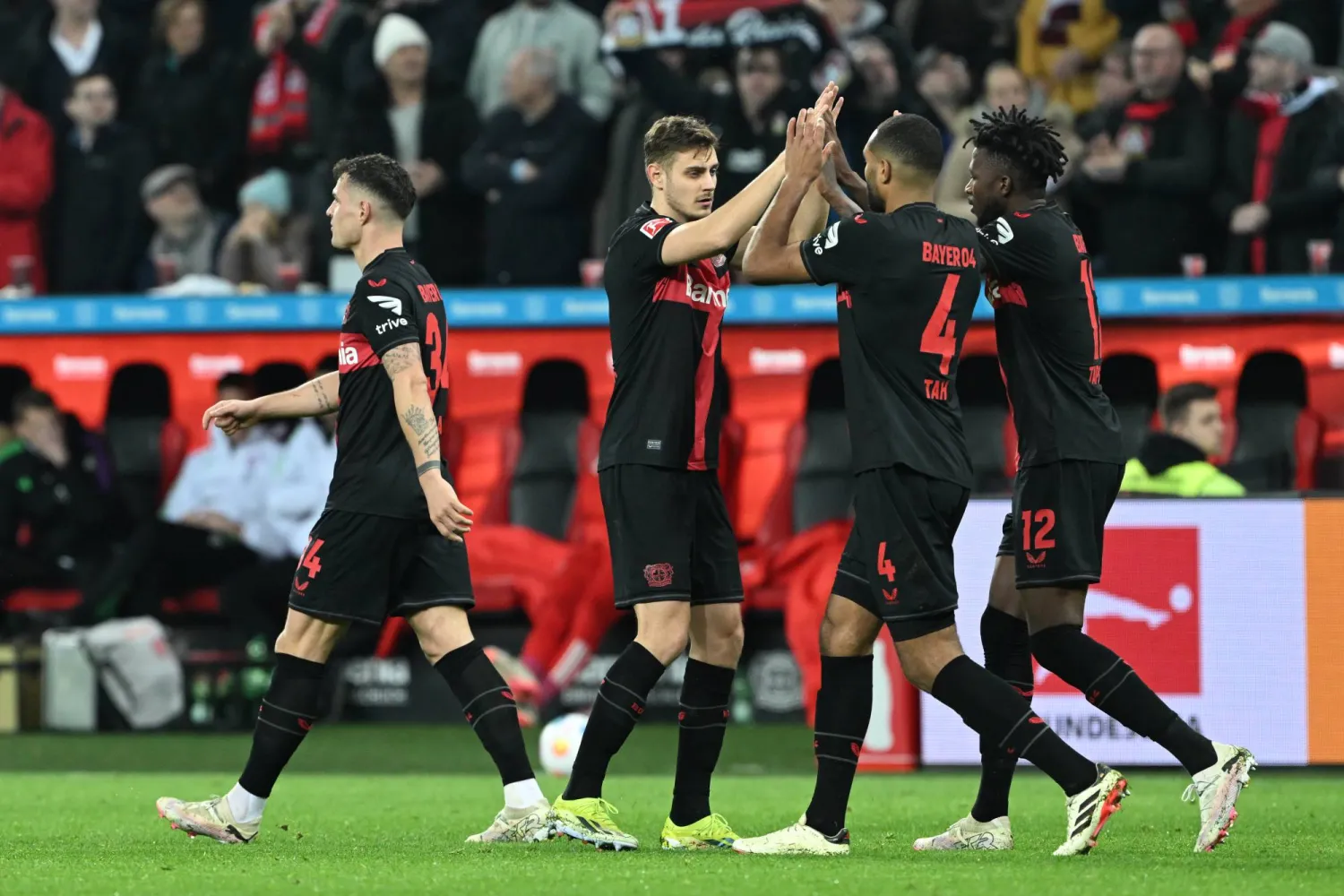 ليفركوزن أظهر قناعته بضرورة التحلي بالتواضع (د.ب.أ)