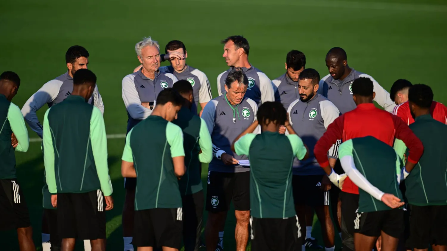 الصادق أشاد بشخصية مانشيني التدريبية (تصوير: بشير صالح)