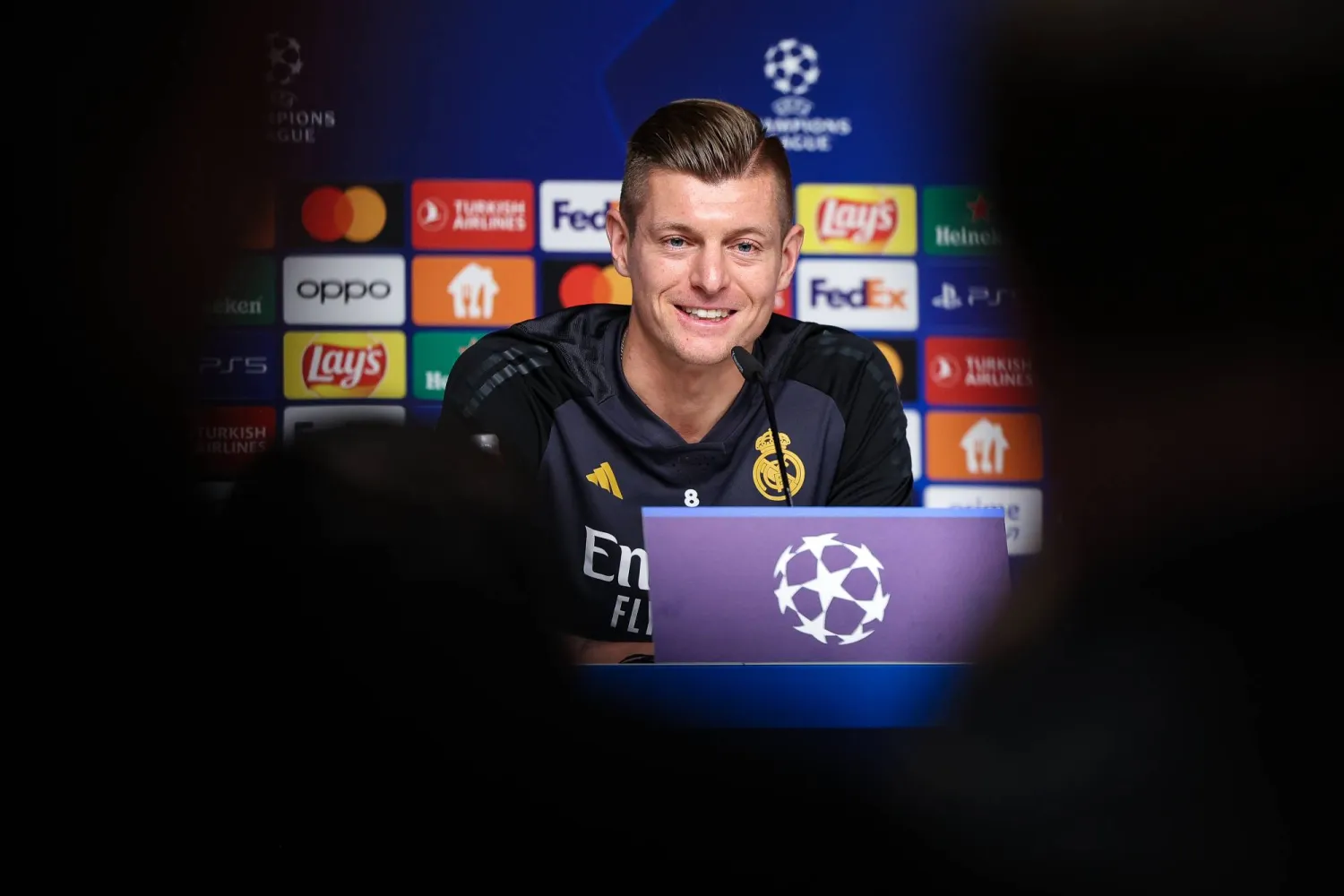 توني كروس لاعب ريال مدريد (د.ب.أ)